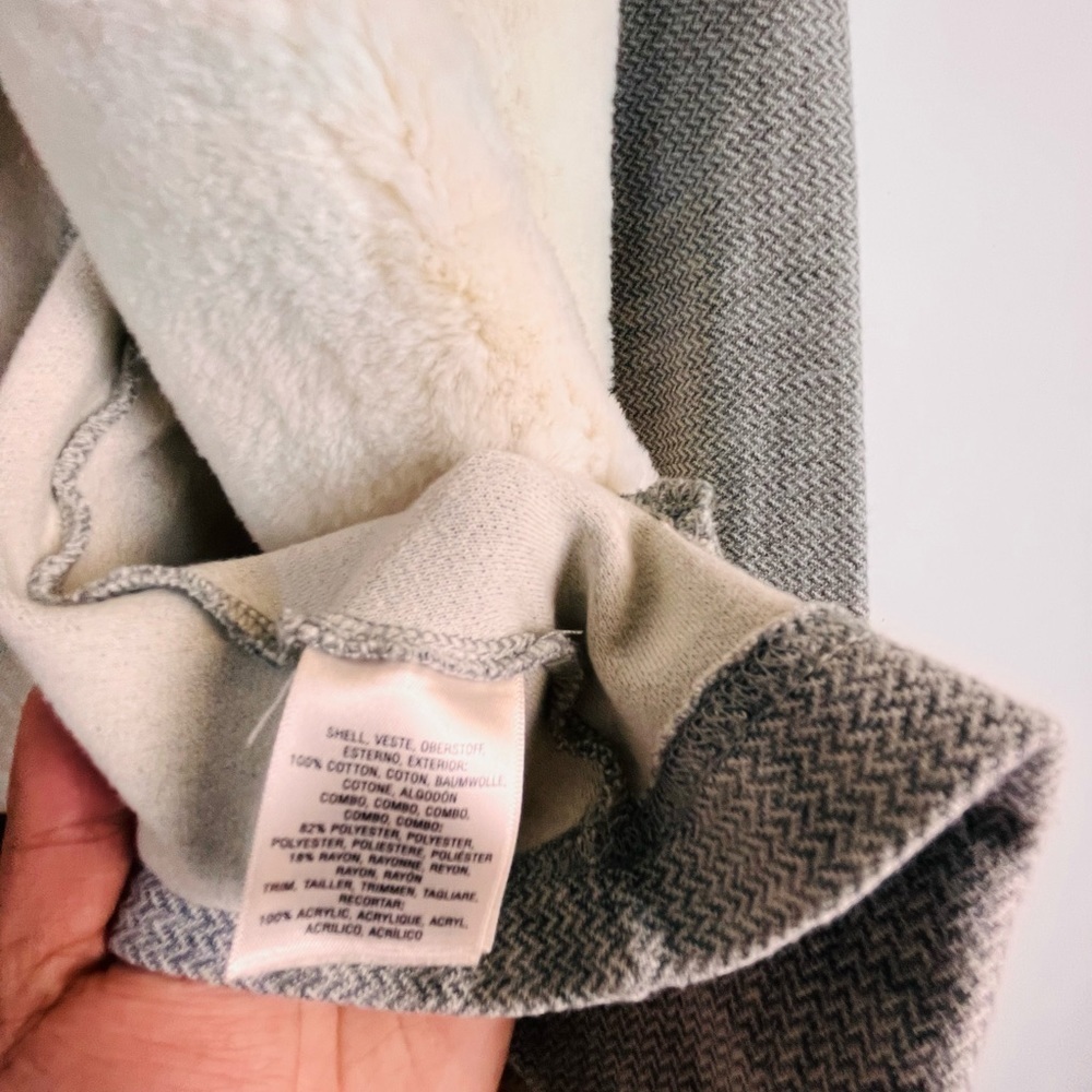 Anthropologie Saturday Sunday Ambrose Gray Faux Fur Open Cardigan Sweater SZ Xs - Picture 6 of 6
